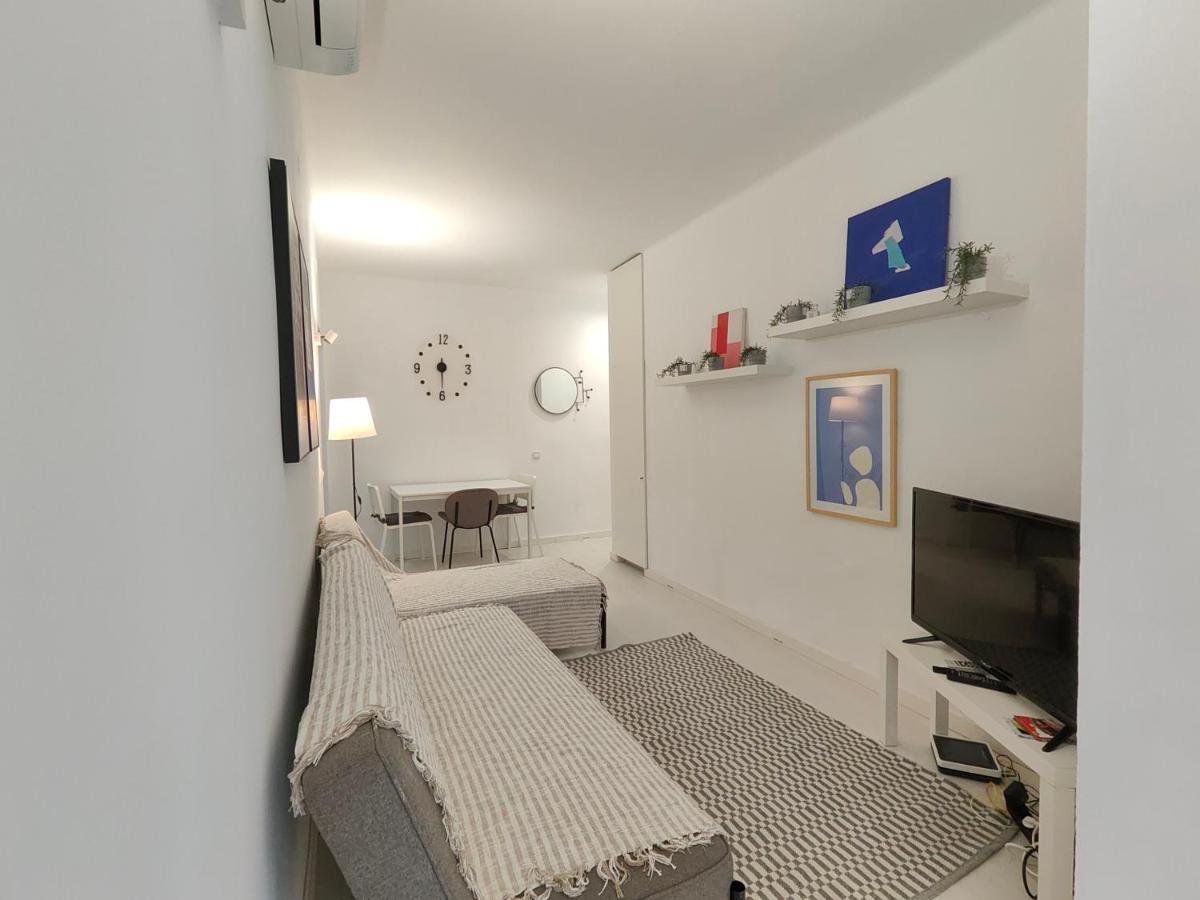 Family Apartment Close To Parc Gueell Barcelona Exterior photo