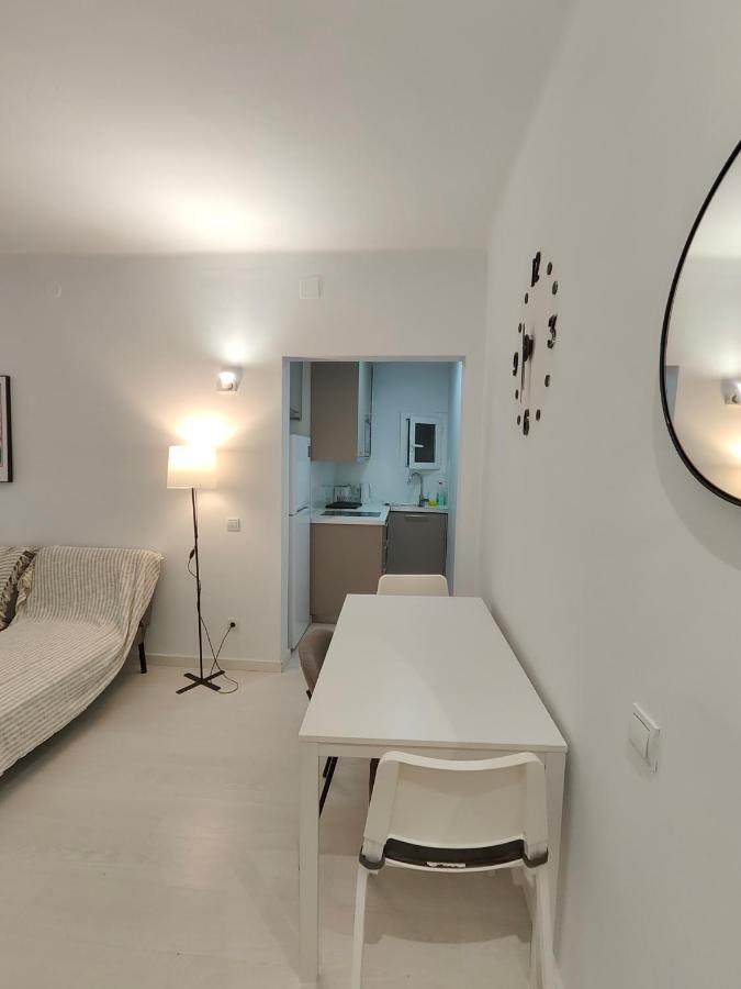 Family Apartment Close To Parc Gueell Barcelona Exterior photo